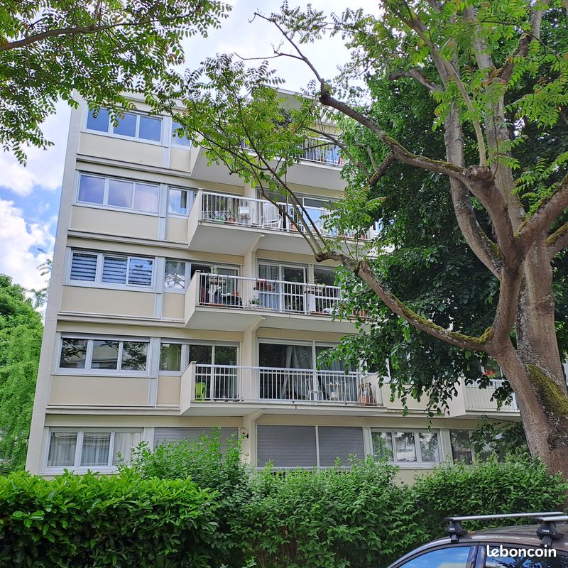 Appartement 4 pièces 78 m² · à Le Plessis-Robinson · 78 m² · 1 800 €