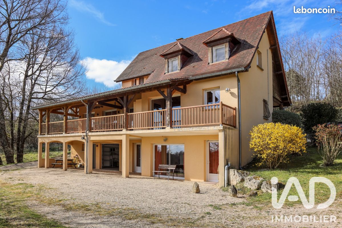 Maison 6 pièces 170 m² · à Sarlat-la-Canéda · 170 m² · 389 000 €