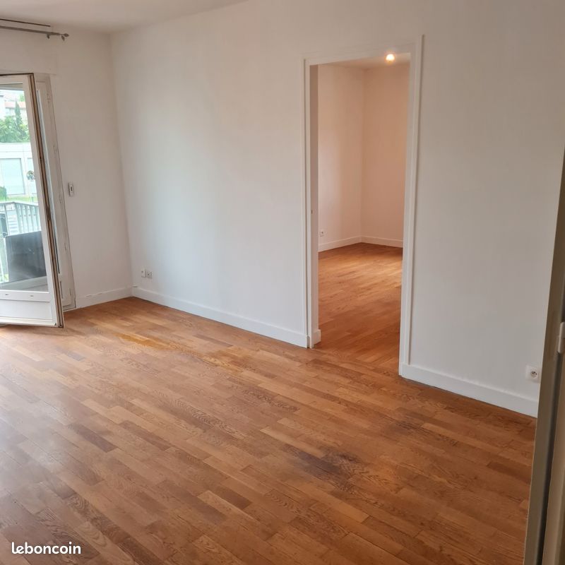 Appartement 2 pièces 55 m² · à Saint-Étienne · 55 m² · 660 €