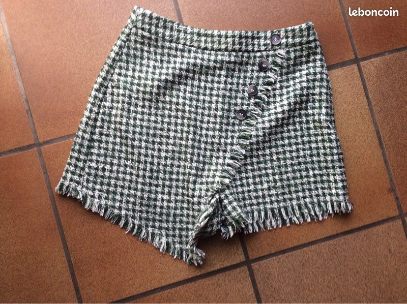Jupe short (image 1)