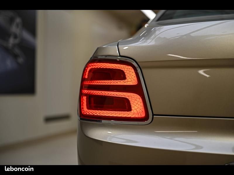 Bentley Flying Spur V8 4.0L 507ch (image 6)