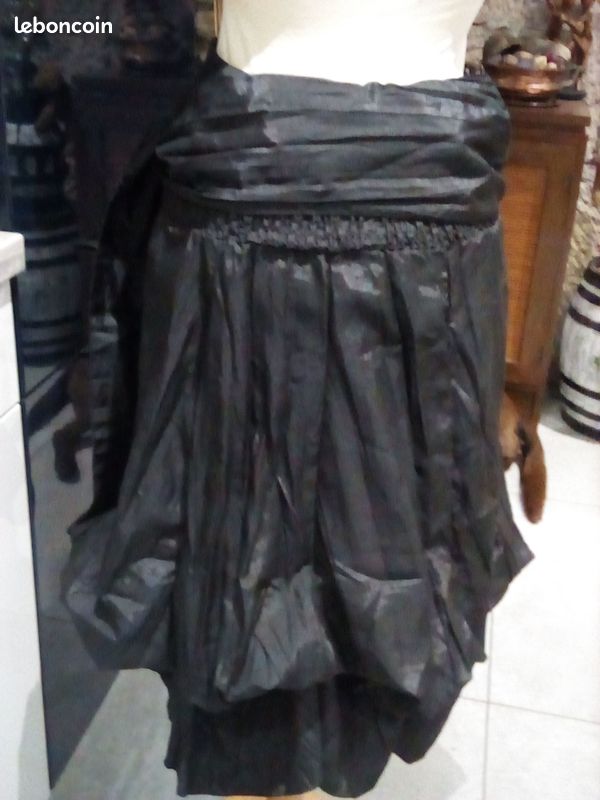 Jupe noire (image 1)