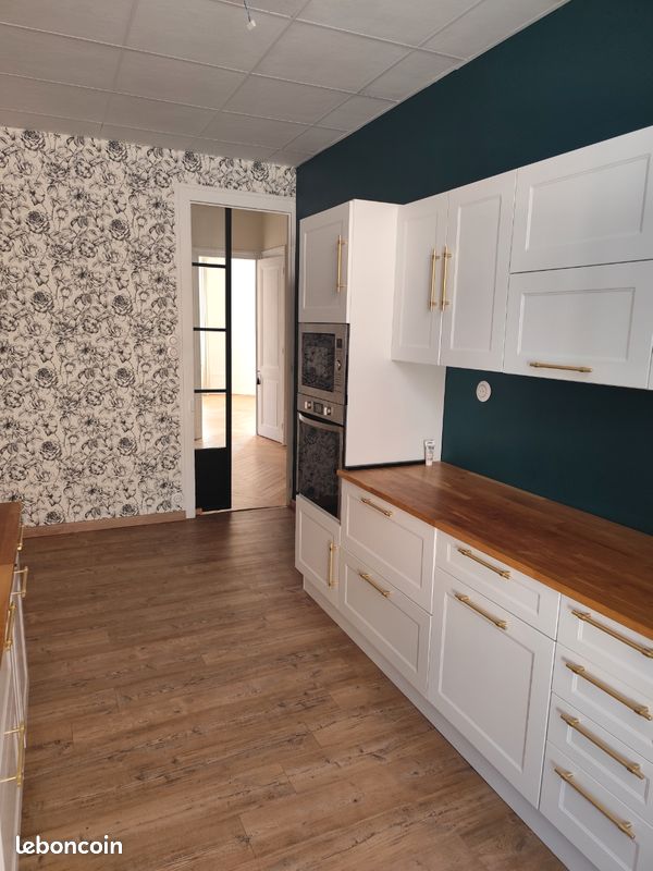 Appartement 4 pièces 100 m² · à Saint-Étienne · 100 m² · 750 €/mois