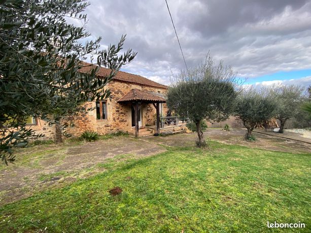 Propriété 7 pièces 140 m²