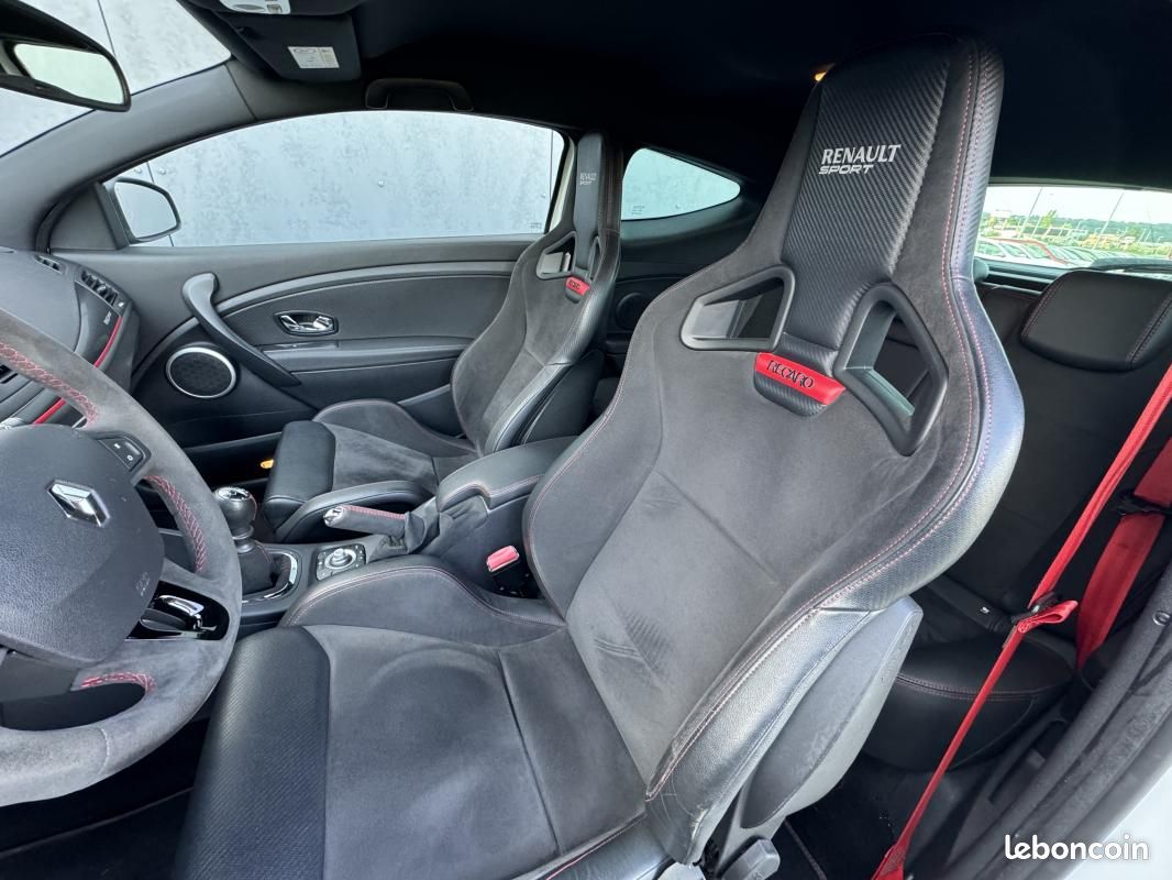 Renault Mégane Coupé III 2.0 275 RS Trophy (image 9)