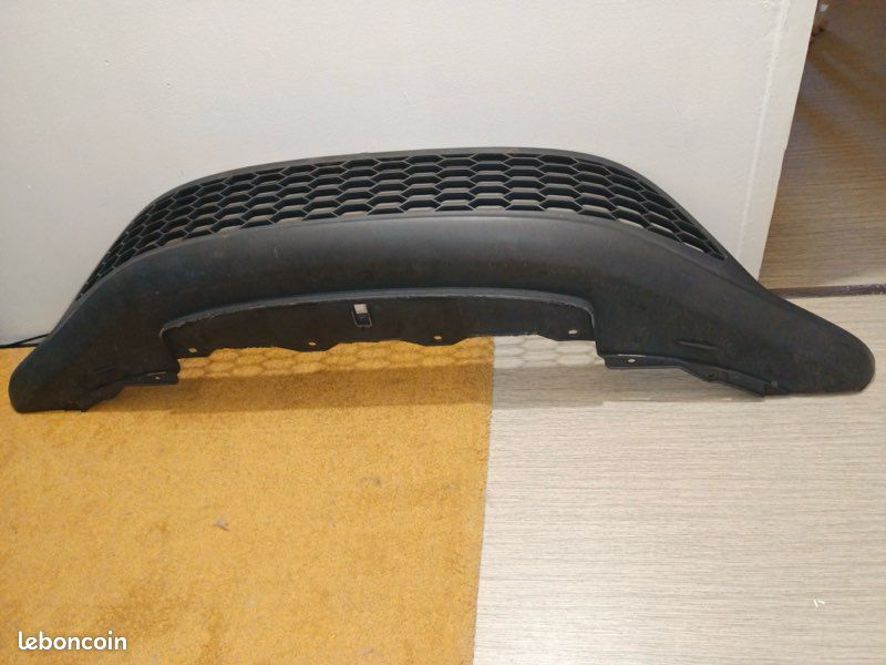 Lame de pare-chocs avant Honda civic 8 (image 3)