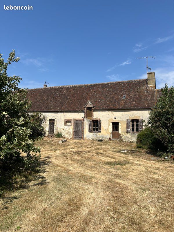 Maison 7 pièces 210 m² · à Tourouvre au Perche · 210 m² · 87 000 €
