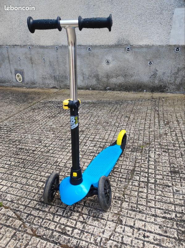 Trottinette enfant (image 1)