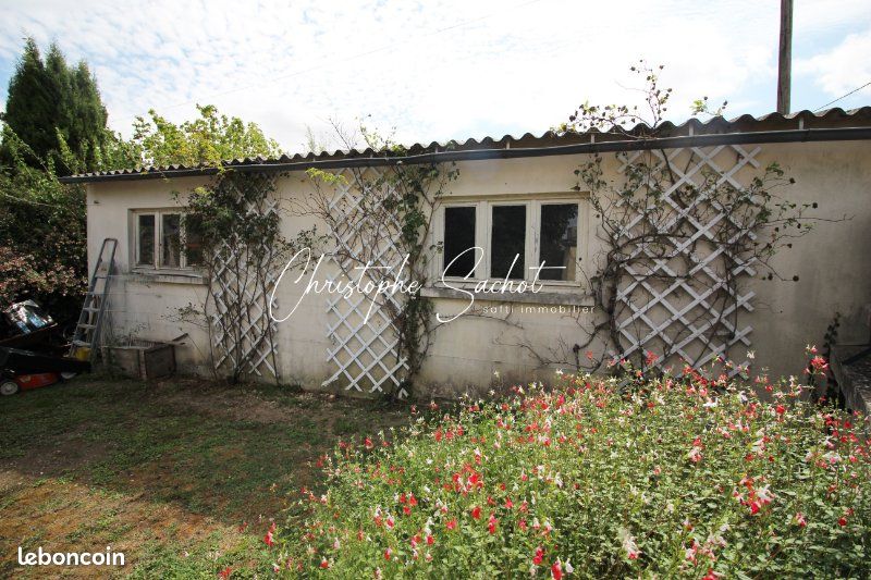 Maison 7 pièces 170 m² - Saint-Martin-de-Bernegoue 79230 (image principale 9)