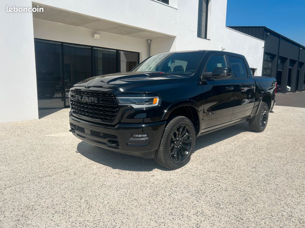 Dodge ram 1500 crew cab 5.7 v8 limited night edition 2026 / Eligible E85 (image 1)