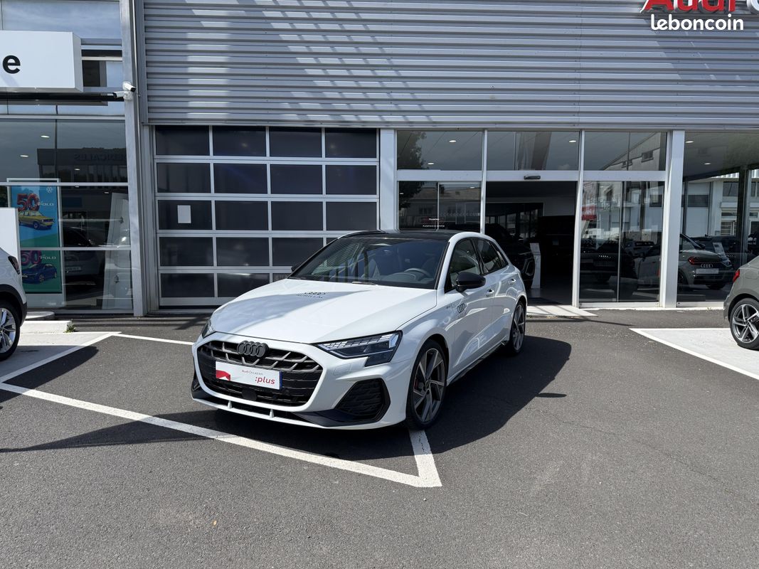 AUDI A3 Sportback 35 TFSI Mild Hybrid 150 S tronic 7 S line (image 1)