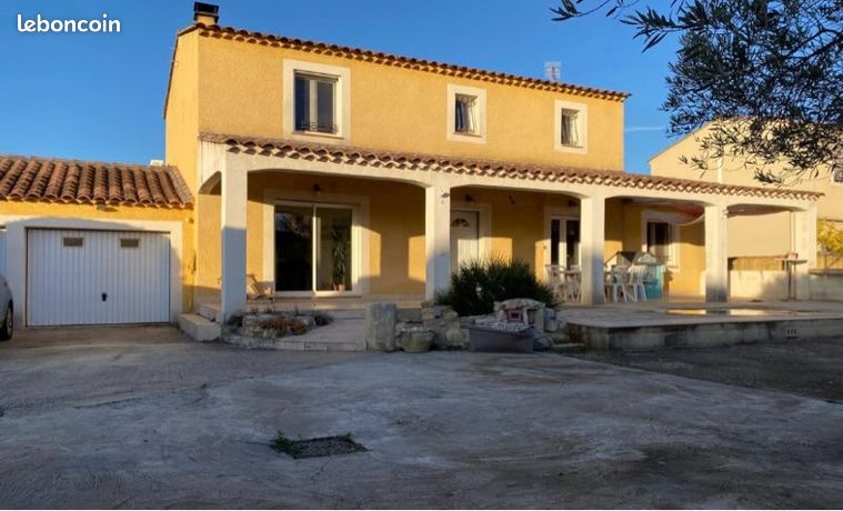 Maison, villa à Tarascon