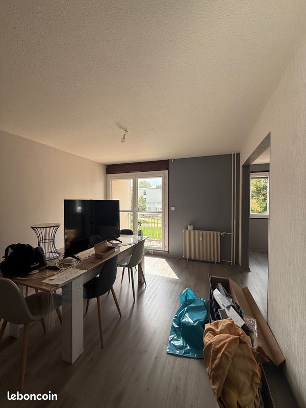 Appartement a louer lons-le-saunier - 3 pièce(s) - 83 m2 - Surfyn