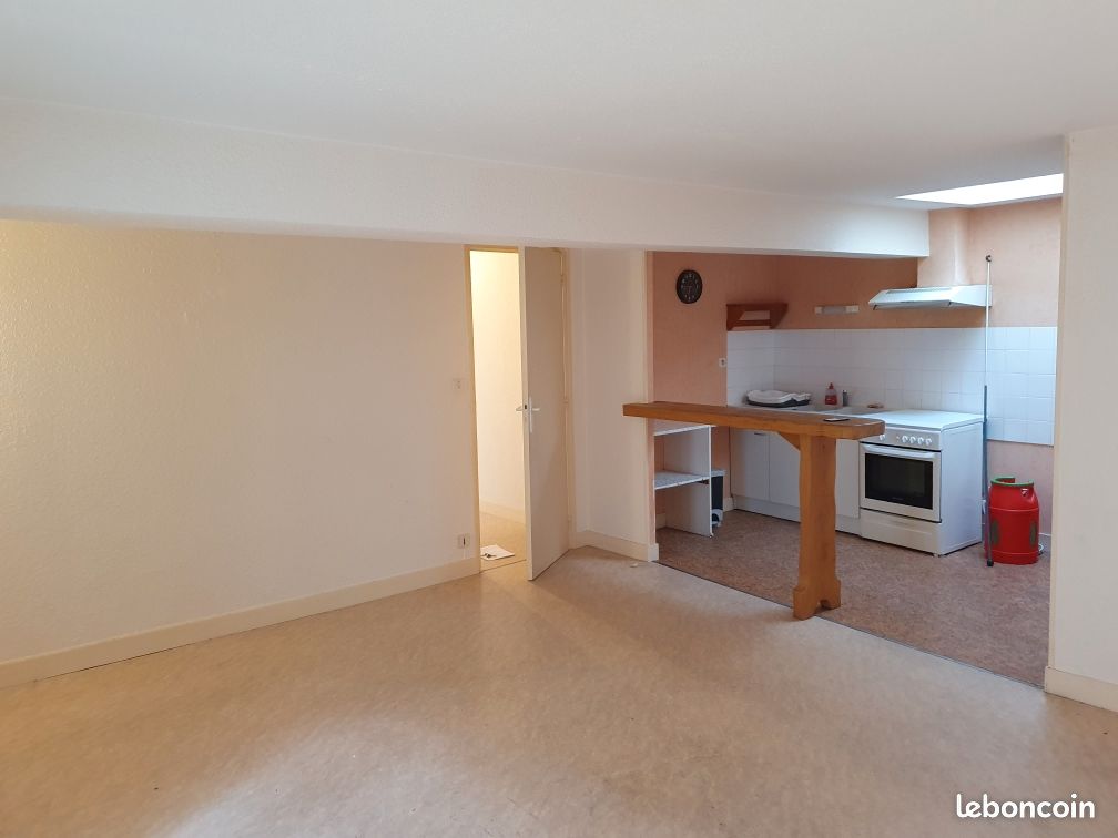 Appartement 3 pièces 65 m² · à Jarnac · 65 m² · 490 €