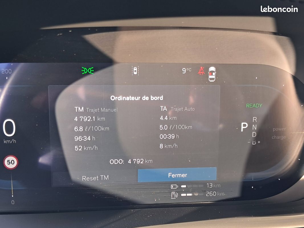 VOLVO V60 T6 AWD Hybride Rechargeable 253 ch + 145 ch Geartronic 8 Plus Style Dark (image 28)