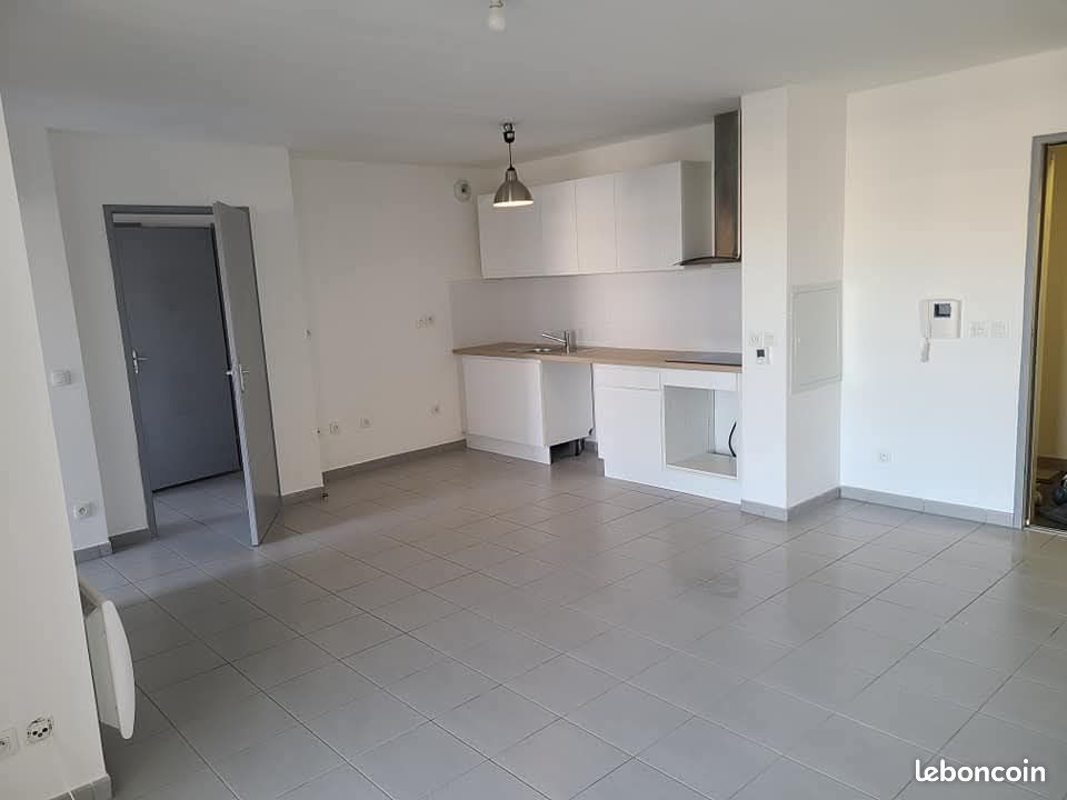 Appartement 3 pièces 60 m² · à Marseille · 60 m² · 900 €/mois