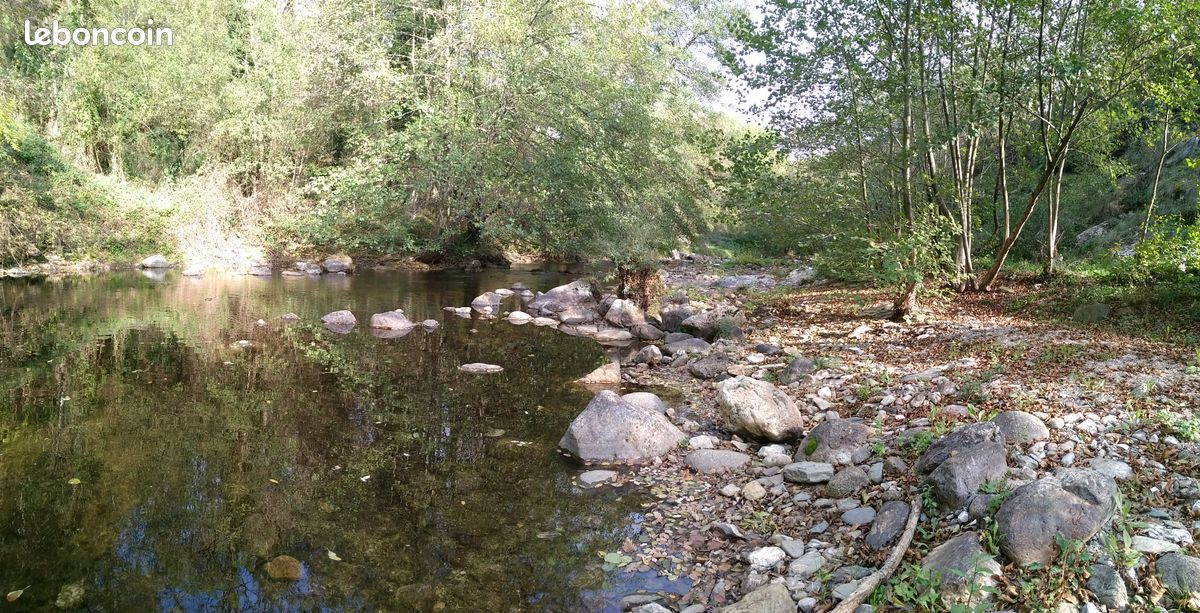 Appartement avec jardin et rivière (image 9)