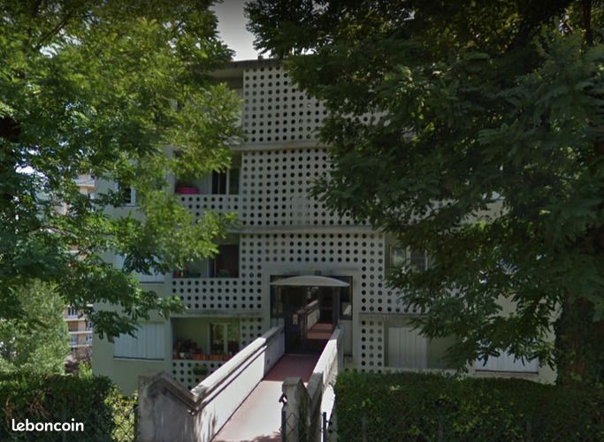 Appartement 2 pièces 39 m² · à Saint-Étienne · 39 m² · 350 €/mois