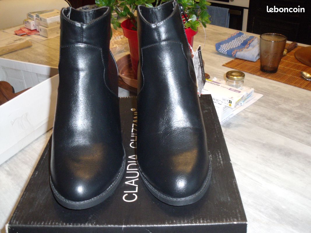Boots (image 3)