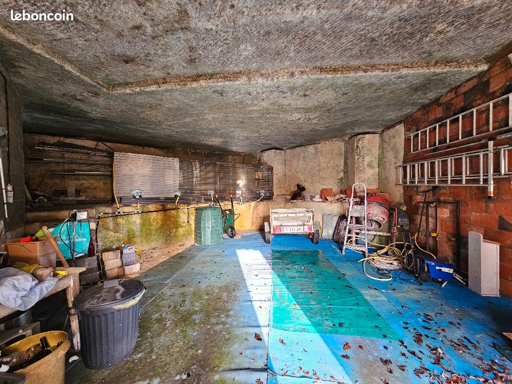 Maison 4 pièces 85 m² - Voeuil-et-Giget 16400 (image principale 13)