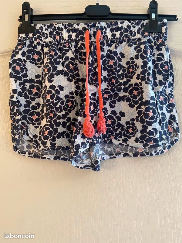 Shorts & jupe taille S (image 1)