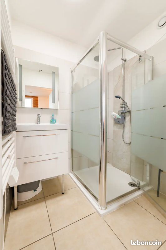 Loue superbe appartement t3 la valette du var clim parking (image 14)