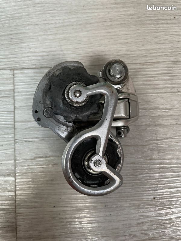 Dérailleur arrière vintage SHIMANO 600 RD6100 (image 2)
