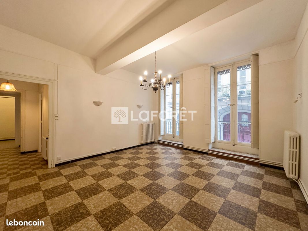 Appartement 4 pièces 84 m² · à Grenoble · 84 m² · 175 000 €