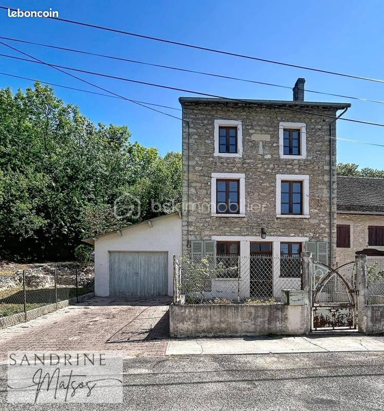 Maison 6 pièces 150 m² · à Montagnieu · 150 m² · 149 000 €