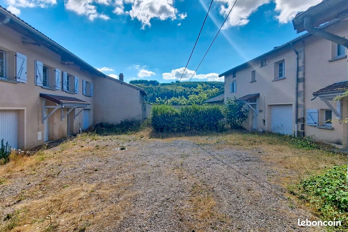 Appartement 3 pièces 69 m² · à Deux-Grosnes · 69 m² · 56 000 €