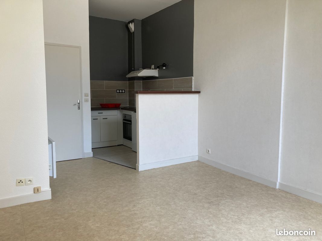 Appartement 2 pièces 43 m² · à Aiguillon · 43 m² · 465 €