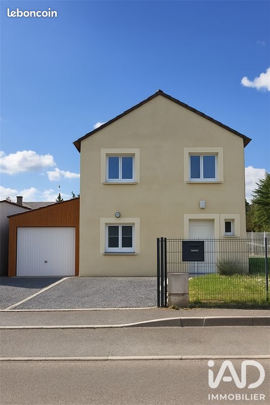 Maison 6 pièces 104 m² · à Sarry · 104 m² · 1 100 €/mois