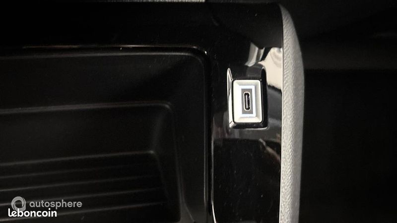 Peugeot 208 e-208 136ch 50 kWh Style (image 30)