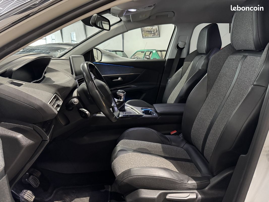 Peugeot 5008 1.5 EHDI 130CH ALLURE 7 PLACES (image 8)