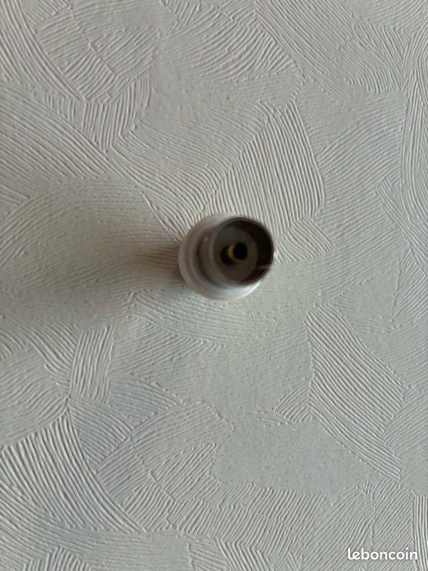 Adaptateur Antenne TV Coaxial Femelle / Femelle (Raccord Droit) (image 2)