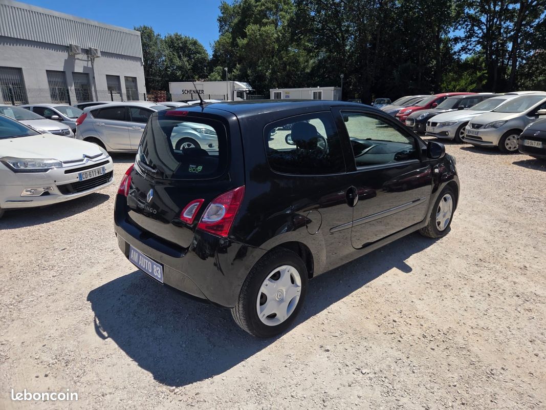 RENAULT TWINGO II 1.2 LEV 16v 75 eco2 Dynamique (image 3)
