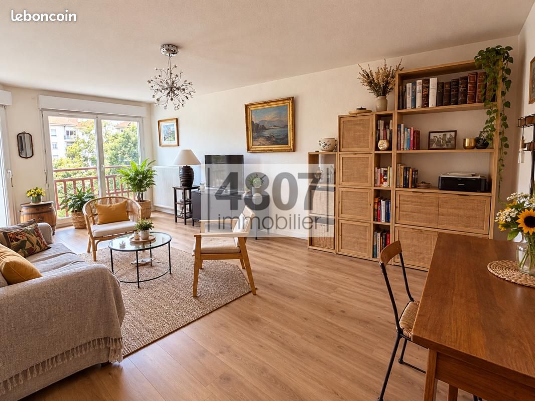 Appartement 3 pièces 60 m² · à Saint-Julien-en-Genevois · 60 m² · 340 000 €
