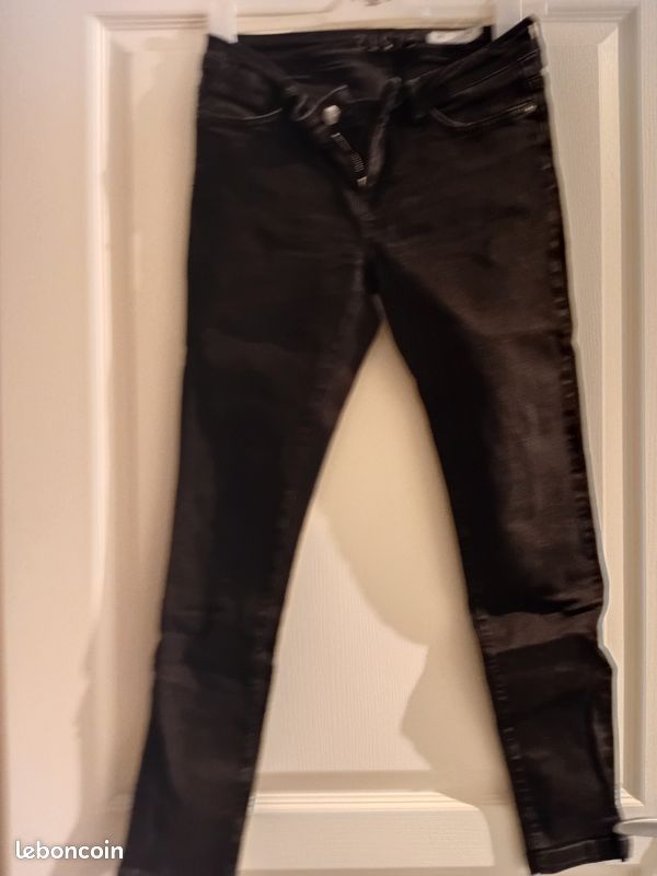Jean noir 38 Zara low rise skinny (image 1)