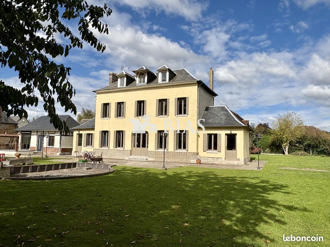 Maison 7 pièces 142 m² · à Saint-Ouen-de-Thouberville · 142 m² · 267 000 €