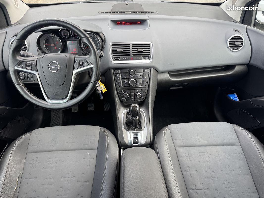 Opel MERIVA 1.7 CDTI110 FAP COSMO (image 3)