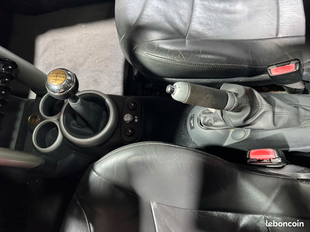 Mini MINI Cooper S (R50/53) 1.6 i 16V 163c (image 20)