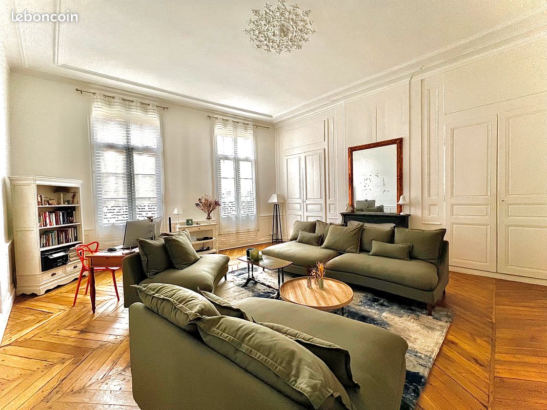Maison 6 pièces 210 m² · à Limoges · 210 m² · 520 000 €