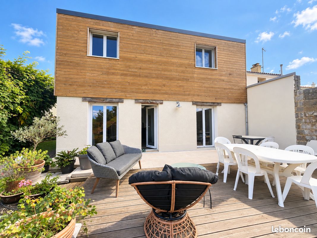 Maison 5 pièces 120 m² · à Saint-Julien-de-Concelles · 120 m² · 309 000 €