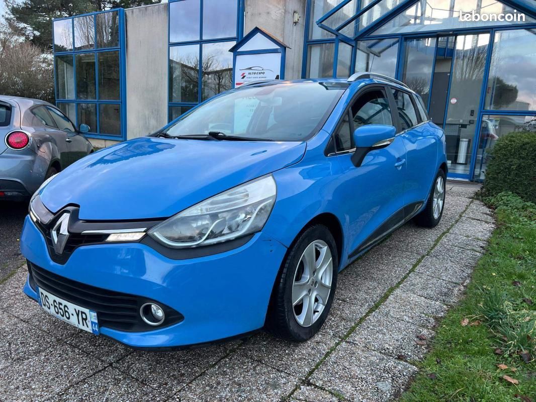 Renault Clio IV ESTATE TCe 90 eco2 Intens (image 1)