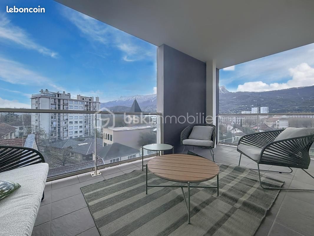 Appartement 3 pièces 70 m² · à Grenoble · 70 m² · 249 000 €