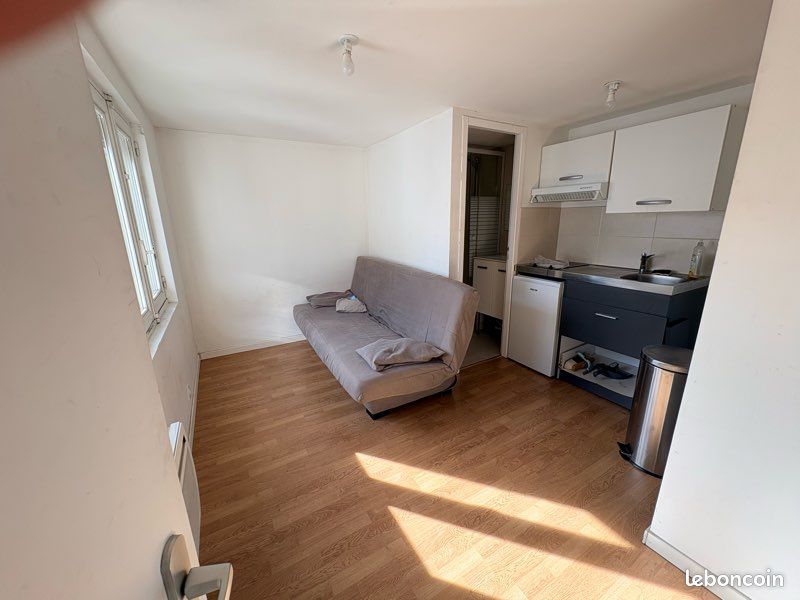 Appartement 1 pièce 15 m² · à Vannes · 15 m² · 350 €/mois