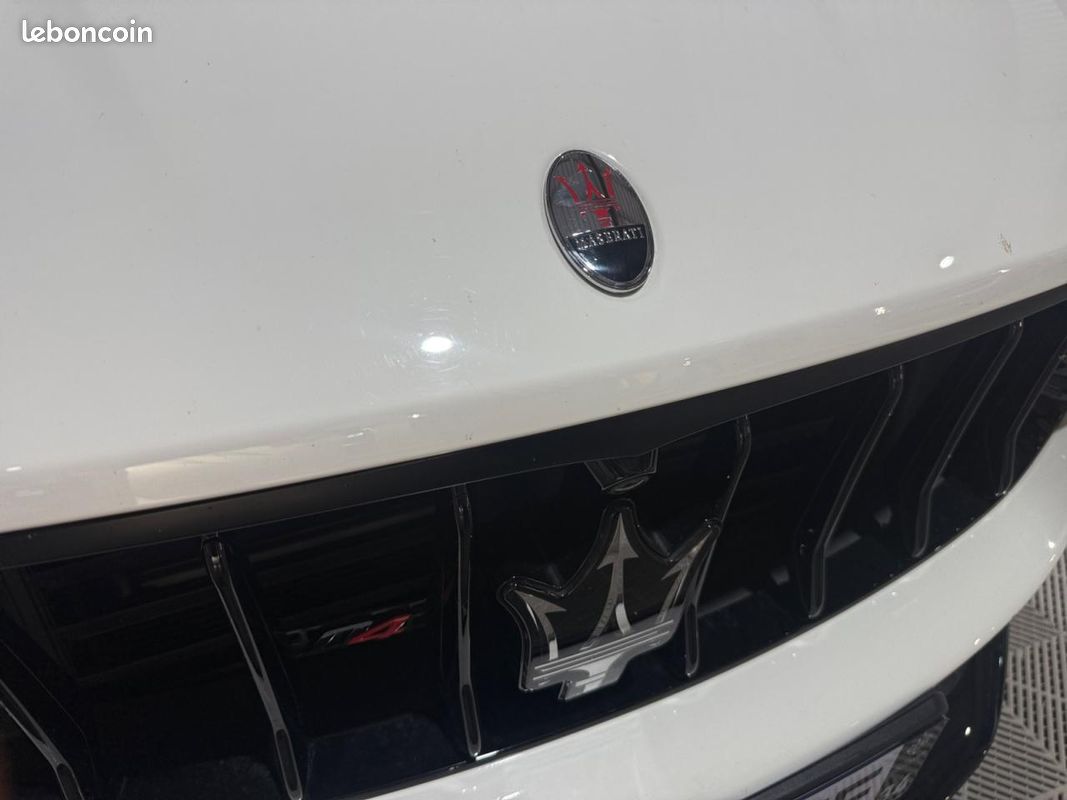 MASERATI LEVANTE 3.0i V6 S&S (Garantie 12 mois) (image 16)