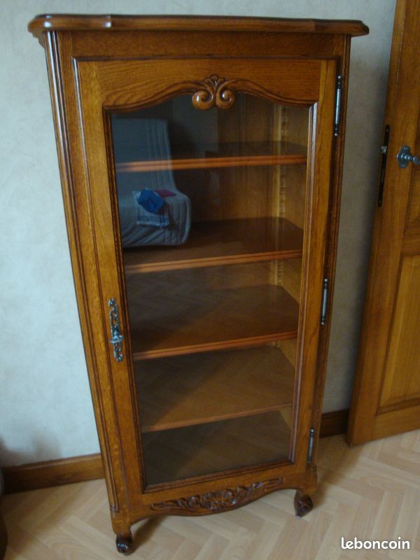 Vitrine (image 2)