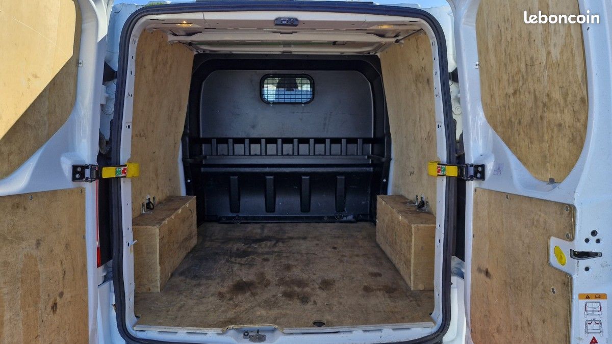Ford Transit Custom CABINE APPROFONDIE L2H1 2.0 Ecoblue 130 Trend Business (image 6)