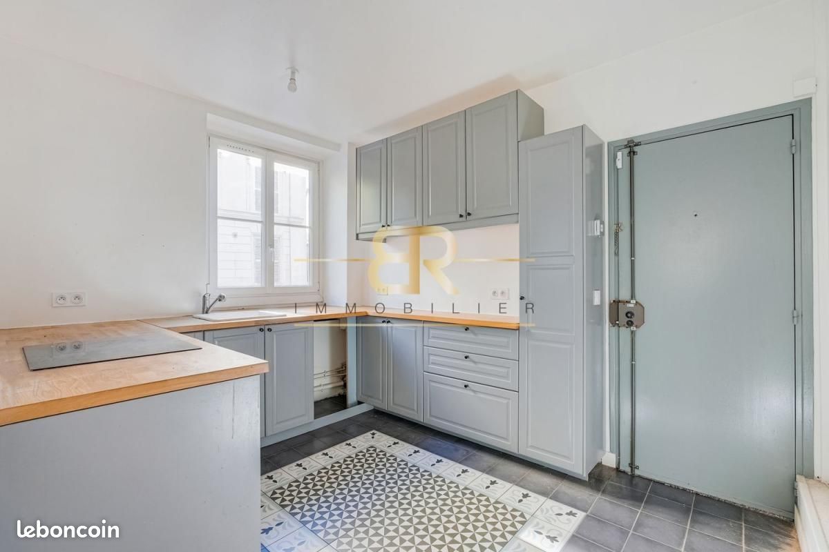 Appartement 2 pièces 44 m² · à Paris · 44 m² · 450 000 €